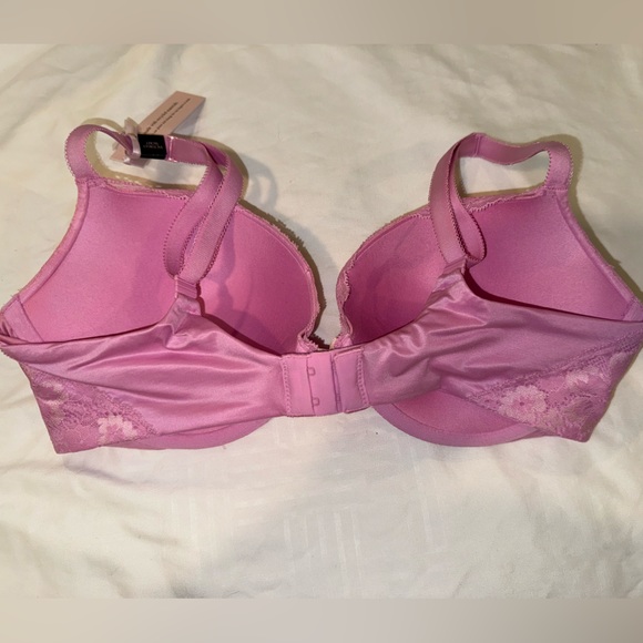 NWT Victoria’s Secret Body By Victoria Padded Bra - Picture 2 of 4
